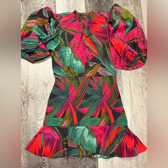 FARM Rio Smocked Puff-Sleeve Dress in midnight leaves - Picture 5 of 5